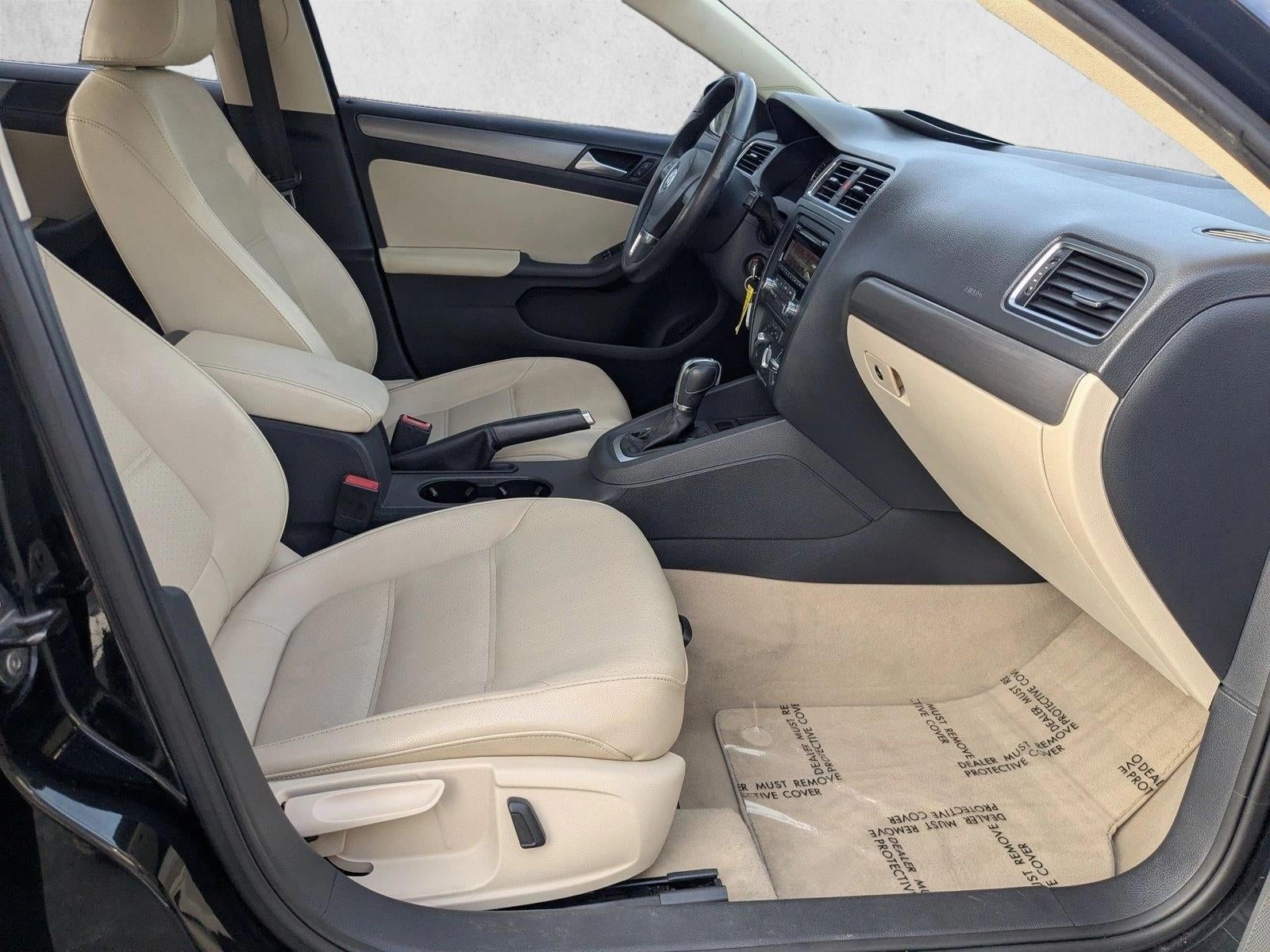 2013 Volkswagen Jetta 4dr DSG TDI Sedan