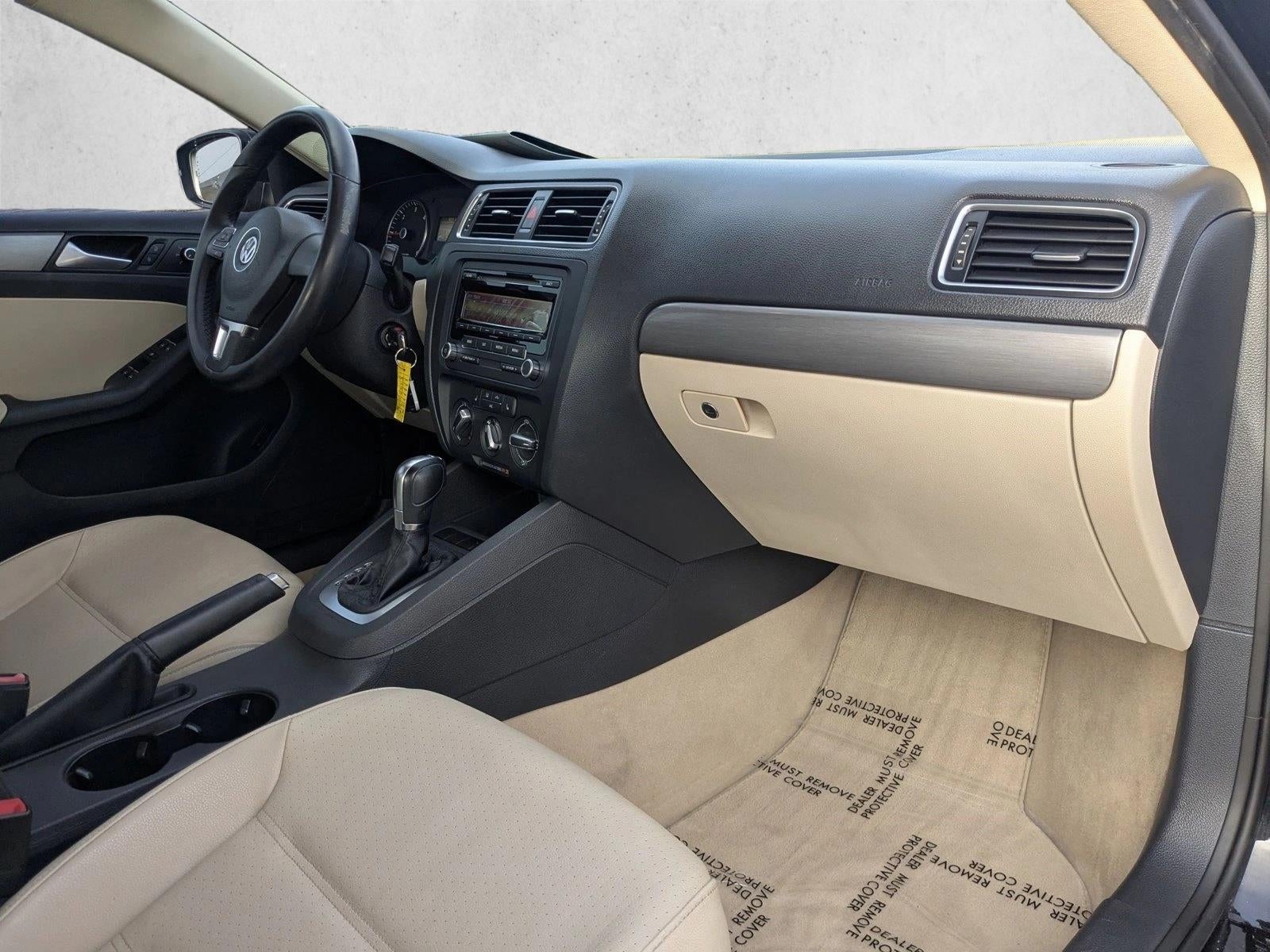 2013 Volkswagen Jetta 4dr DSG TDI Sedan