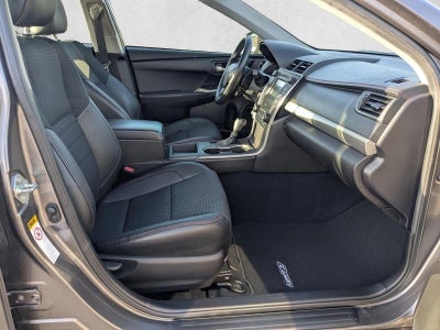 2015 Toyota Camry 4dr Sdn I4 Auto SE (SE)