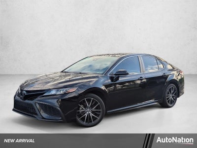 2024 Toyota Camry SE Auto (SE)