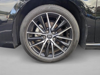 2024 Toyota Camry SE Auto (SE)