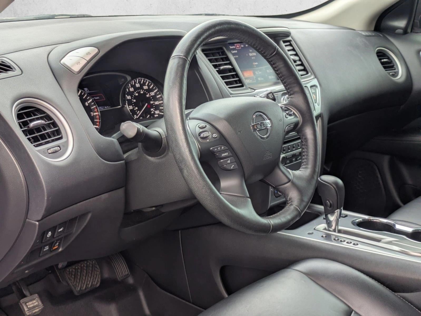2020 Nissan Pathfinder FWD SL