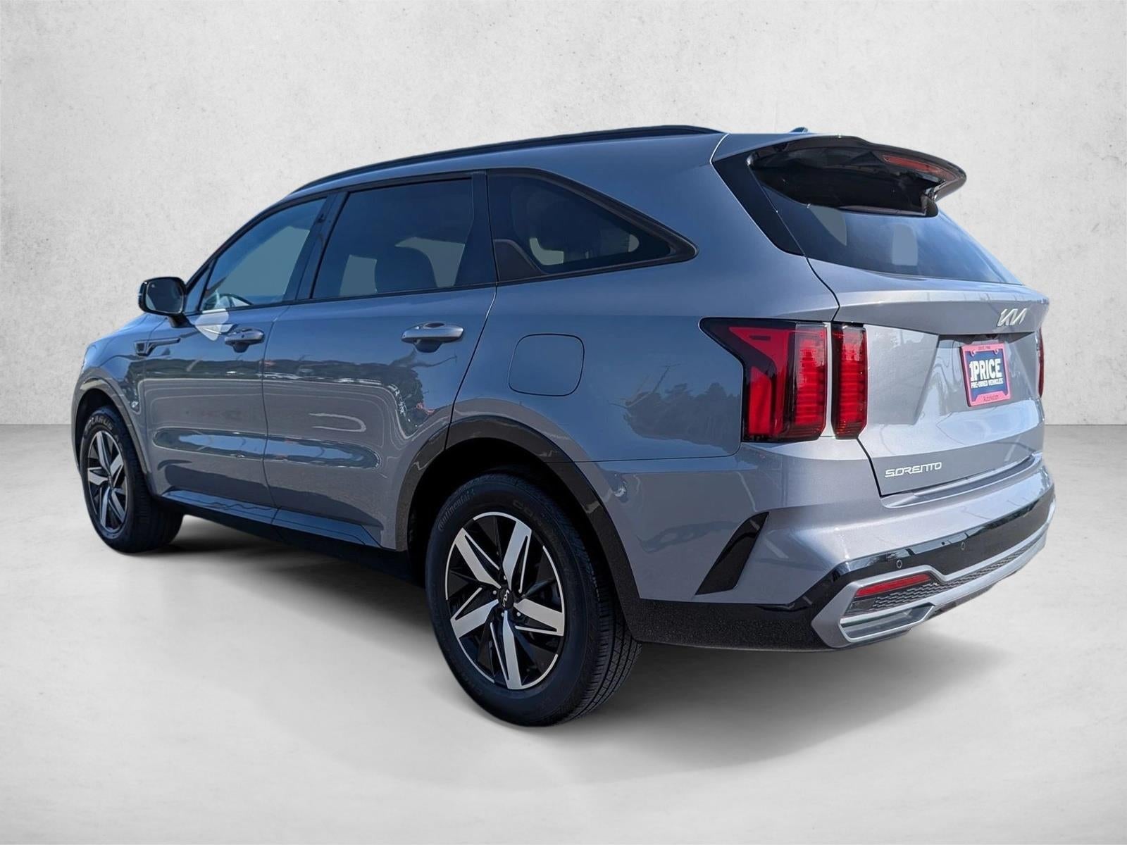 2023 Kia Sorento S FWD