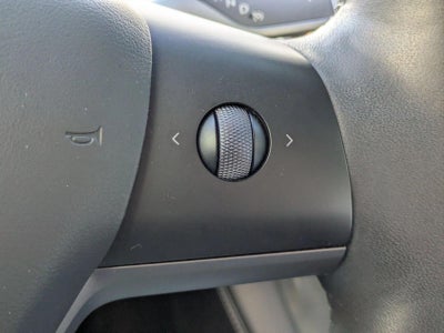 2023 Tesla Model Y Performance AWD