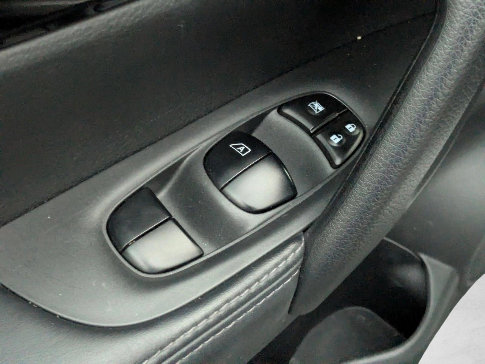 2017 Nissan Rogue Sport FWD SV