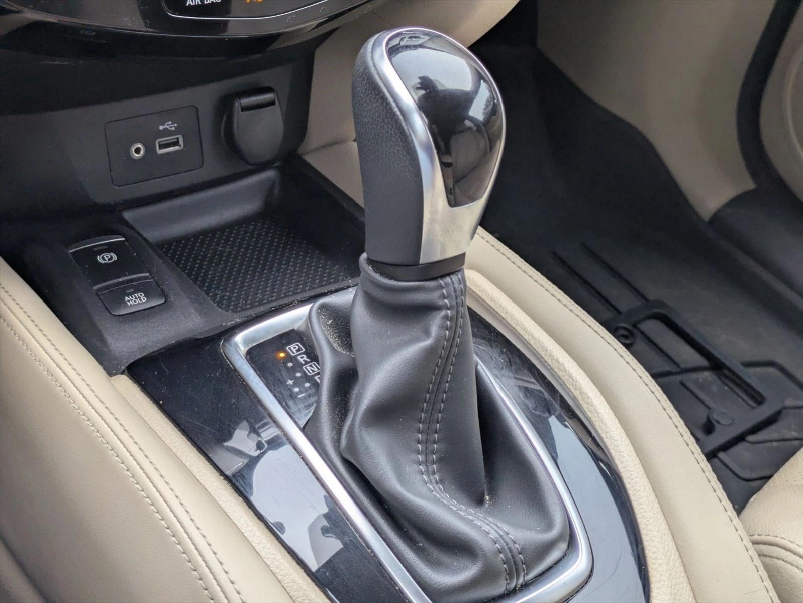 2018 Nissan Rogue FWD SL