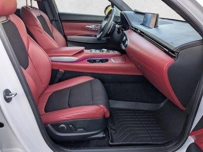 2023 Genesis GV70 2.5T AWD