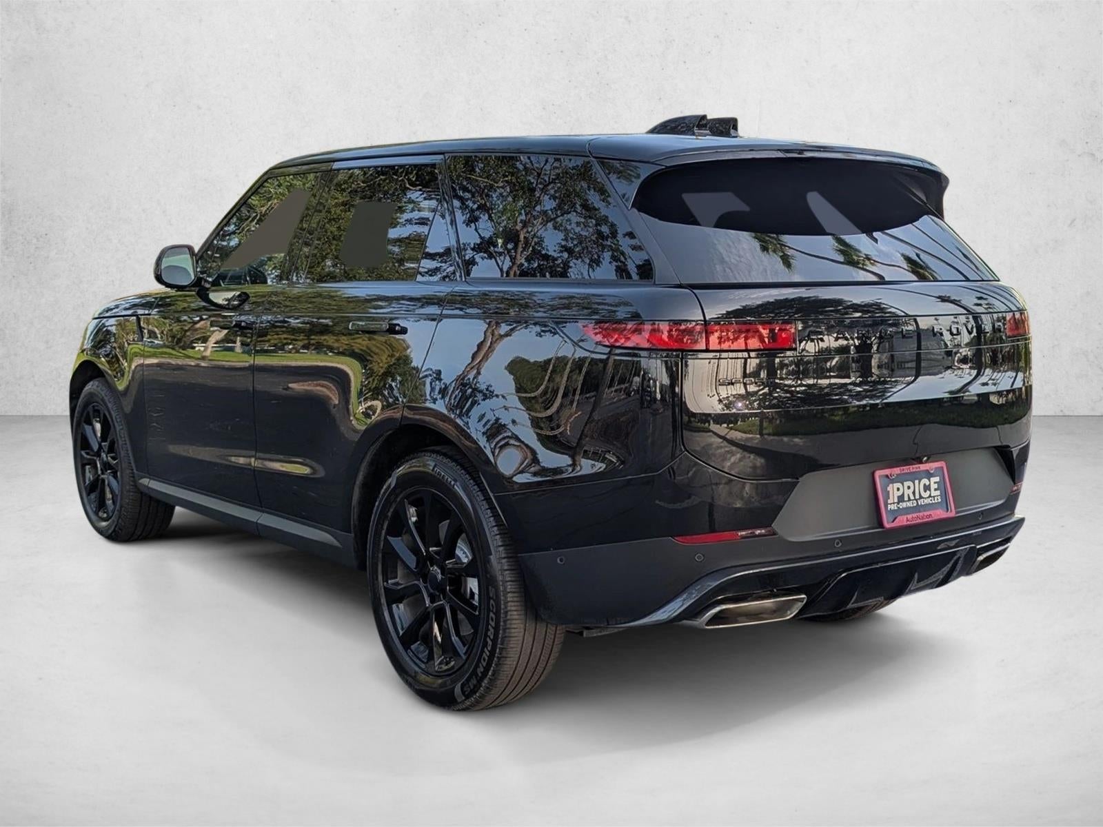 2025 Land Rover Range Rover Sport P360 SE