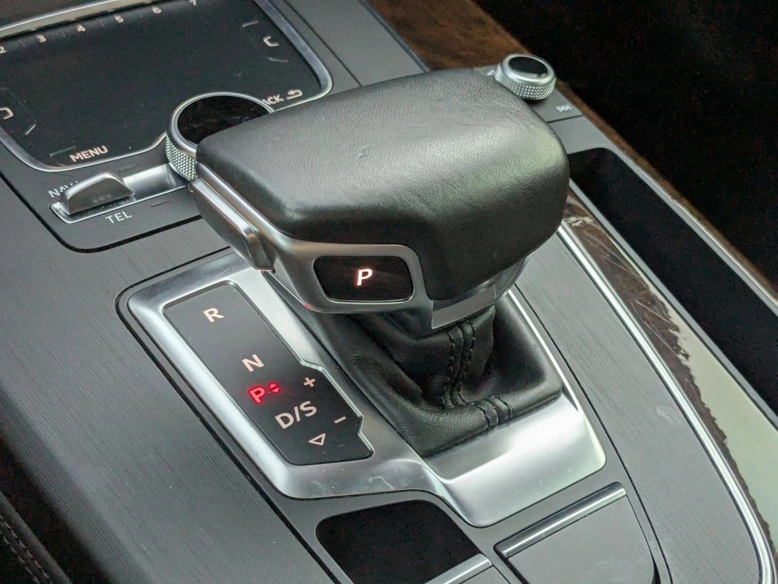 2020 Audi Q5 Premium Plus 55 TFSI e quattro