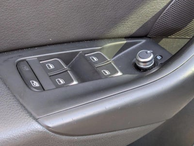 2017 Audi Q3 2.0 TFSI Premium quattro AWD