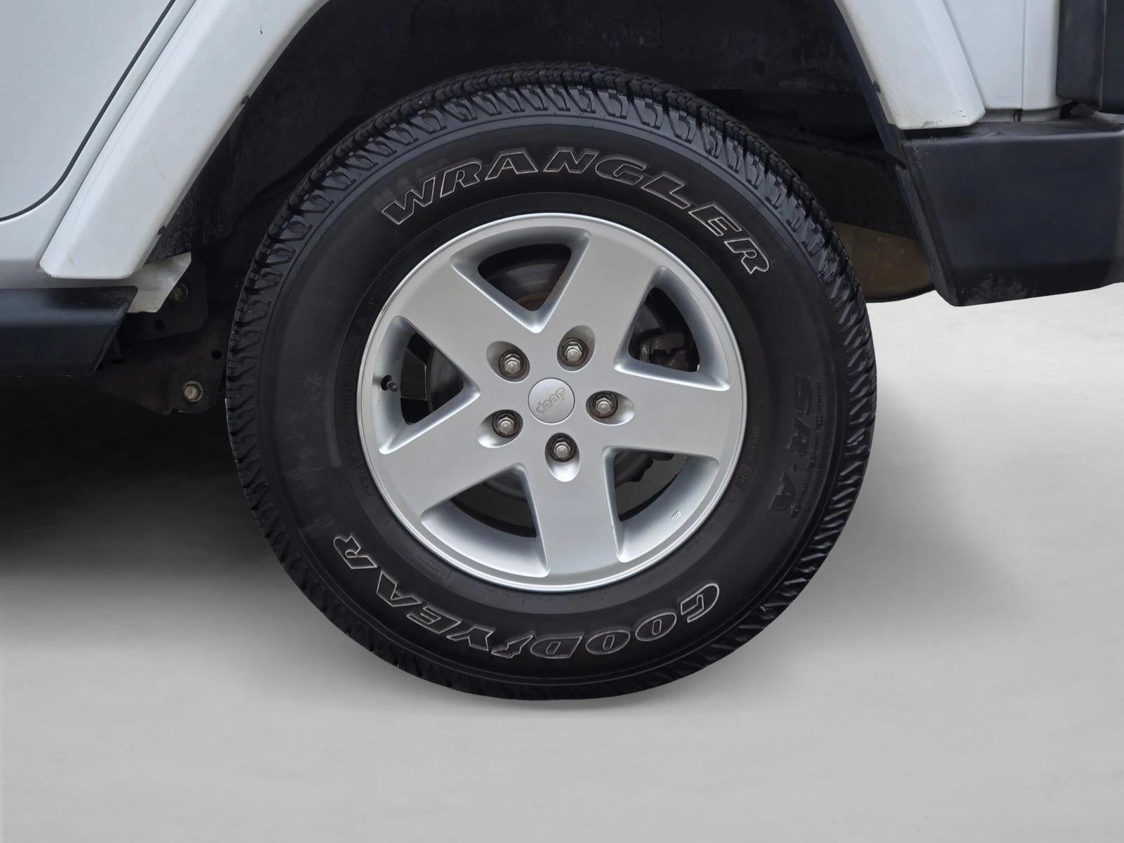 2014 Jeep Wrangler Unlimited 4WD 4dr Freedom Edition *Ltd Avail*