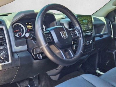 2014 RAM 1500 2WD Crew Cab 5.7 Ft Box Express