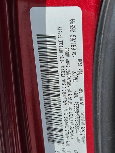 2014 RAM 1500 2WD Crew Cab 5.7 Ft Box Express