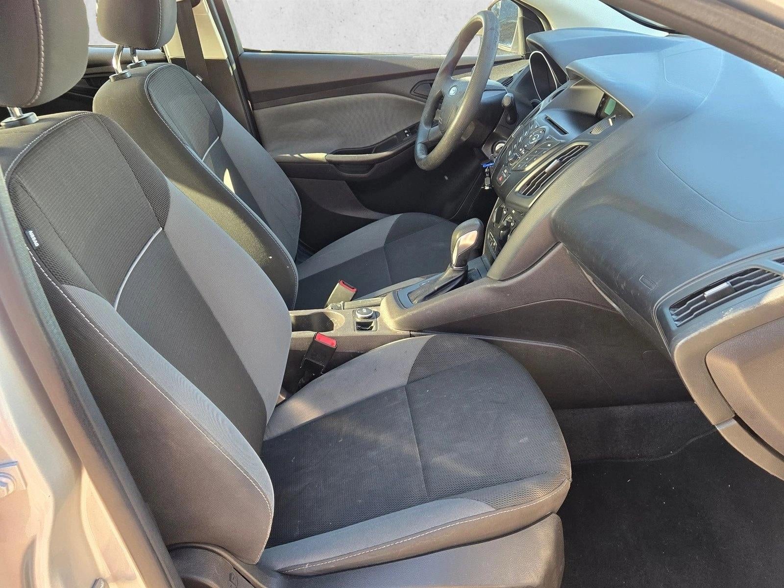 2014 Ford Focus 4dr Sdn S