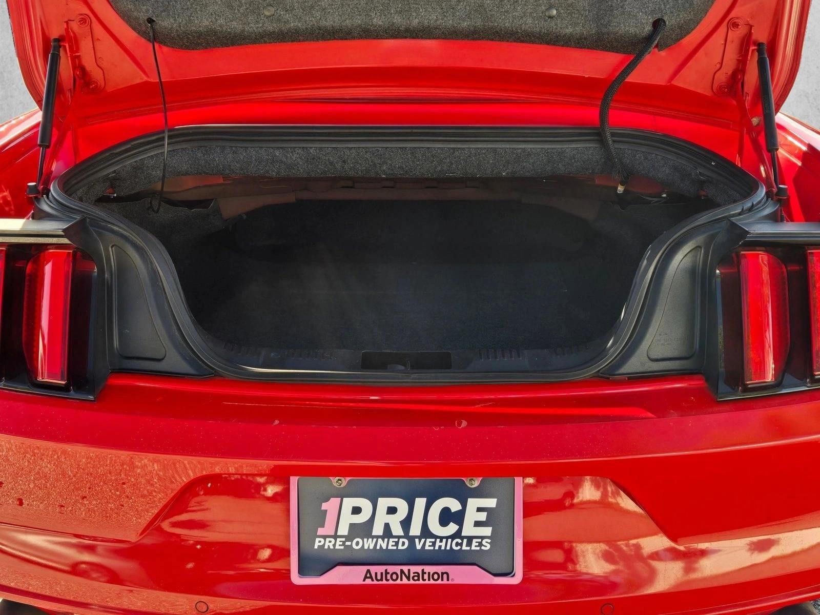 2015 Ford Mustang 2dr Conv V6