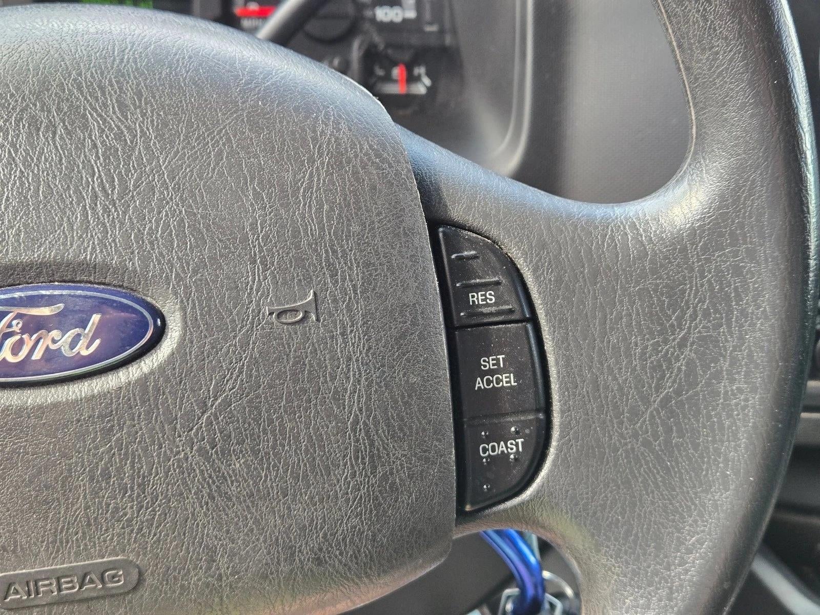 2014 Ford Econoline Wagon E-350 Super Duty Ext XLT