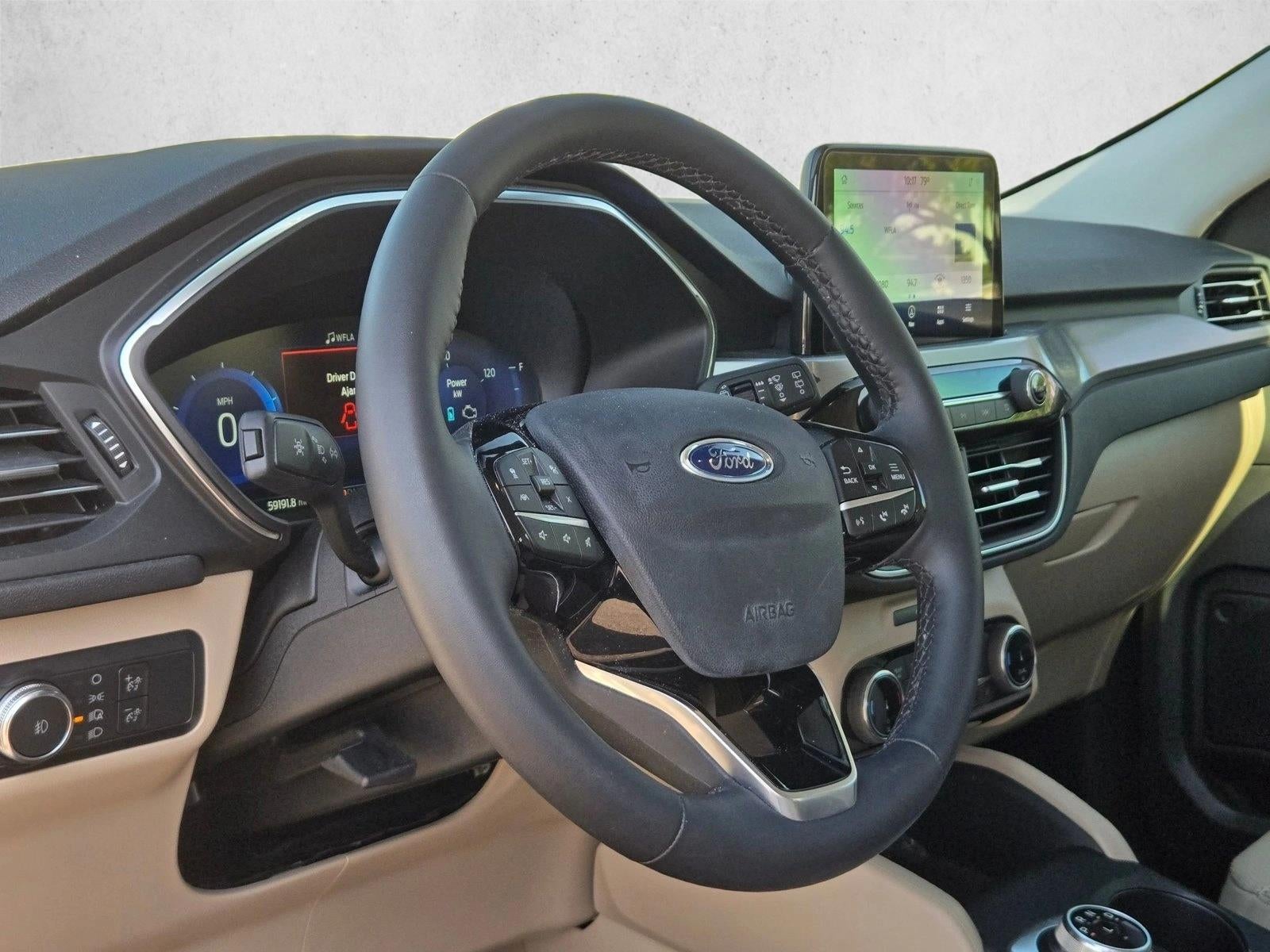 2022 Ford Escape Titanium Hybrid FWD