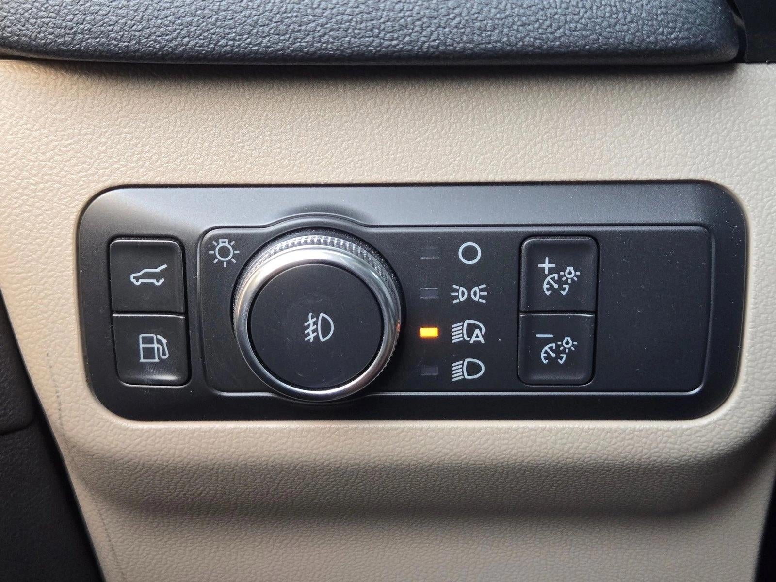 2022 Ford Escape Titanium Hybrid FWD