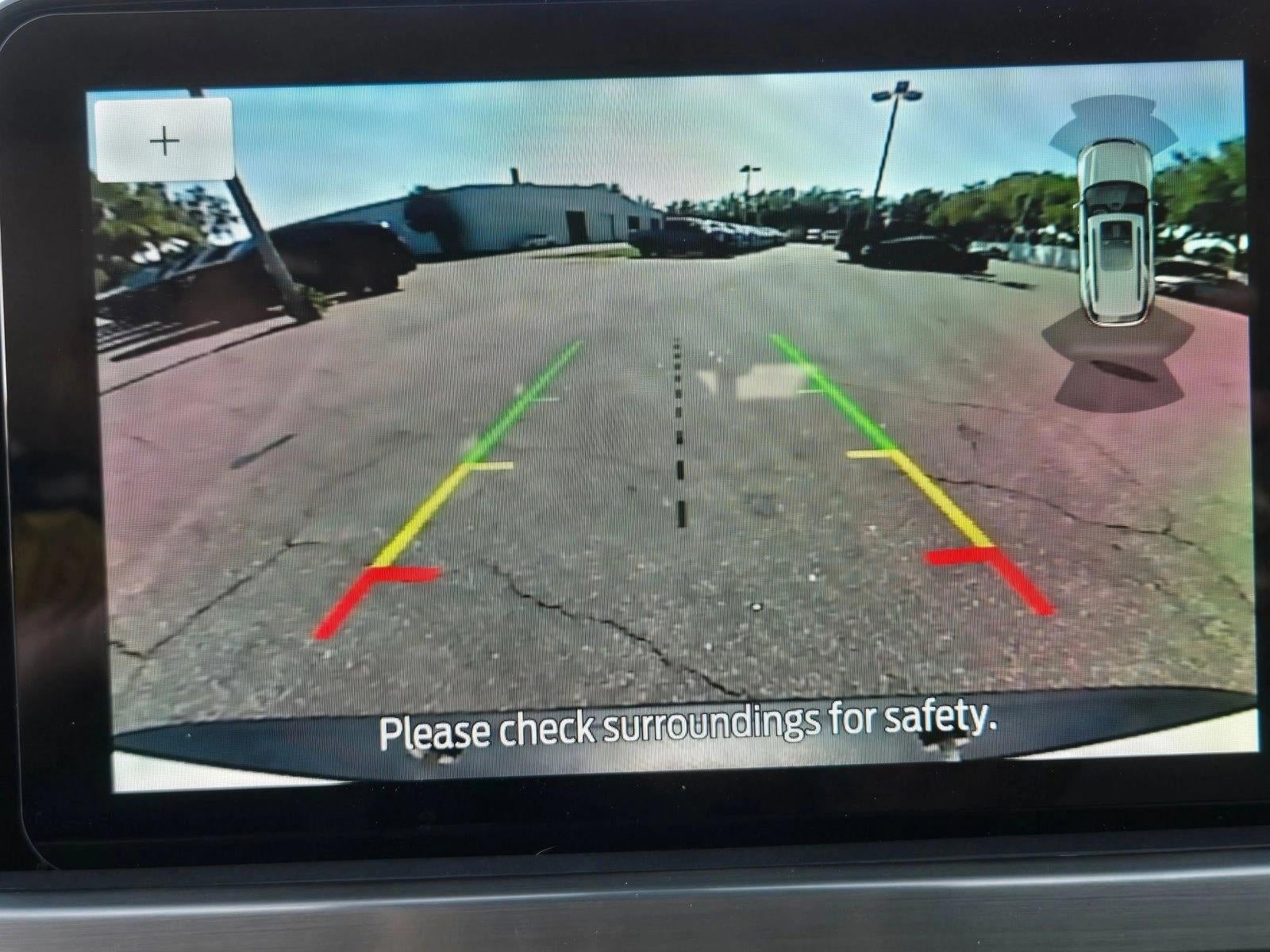 2022 Ford Escape Titanium Hybrid FWD