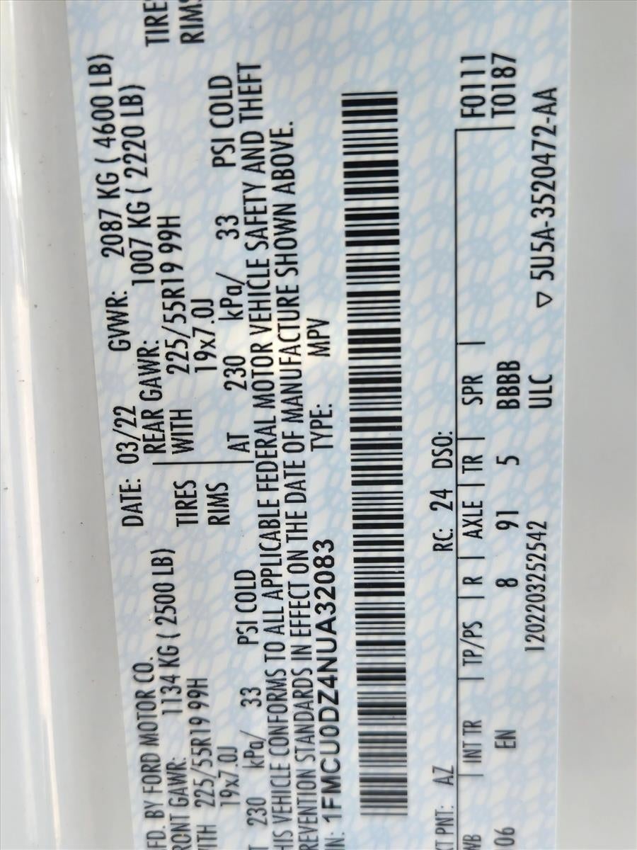 2022 Ford Escape Titanium Hybrid FWD