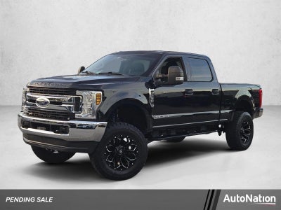 2019 Ford Super Duty F-250 SRW XLT 4WD Crew Cab 6.75' Box