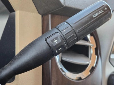 2015 Ford Super Duty F-350 SRW 4WD Crew Cab 6-3/4 Ft Box Lariat