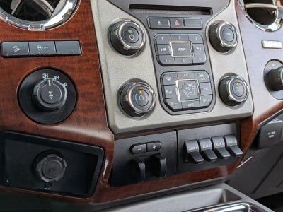 2013 Ford Super Duty F-350 SRW 4WD Crew Cab 8 Ft Box King Ranch