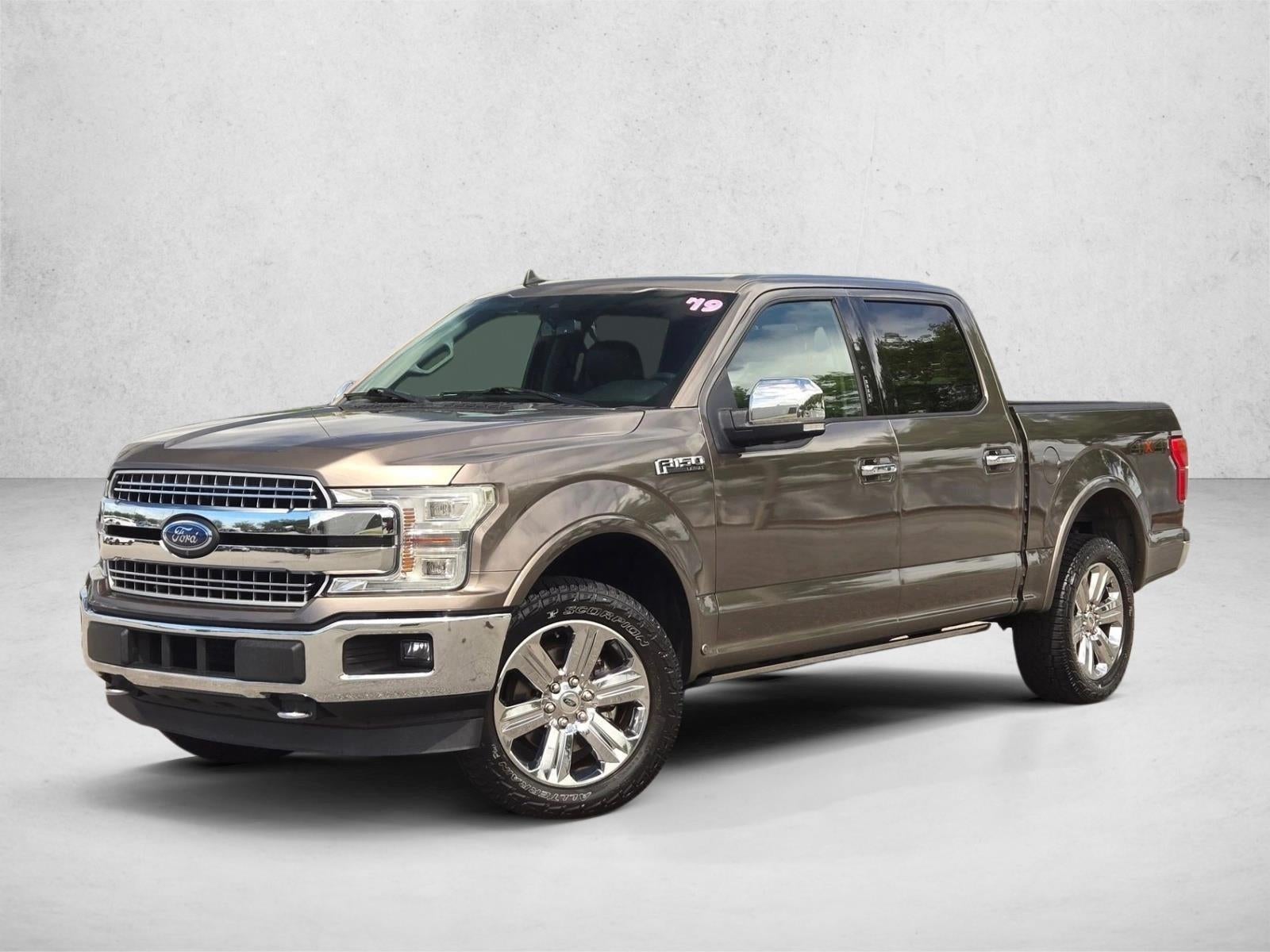 2019 Ford F-150 LARIAT 4WD SuperCrew 5.5' Box