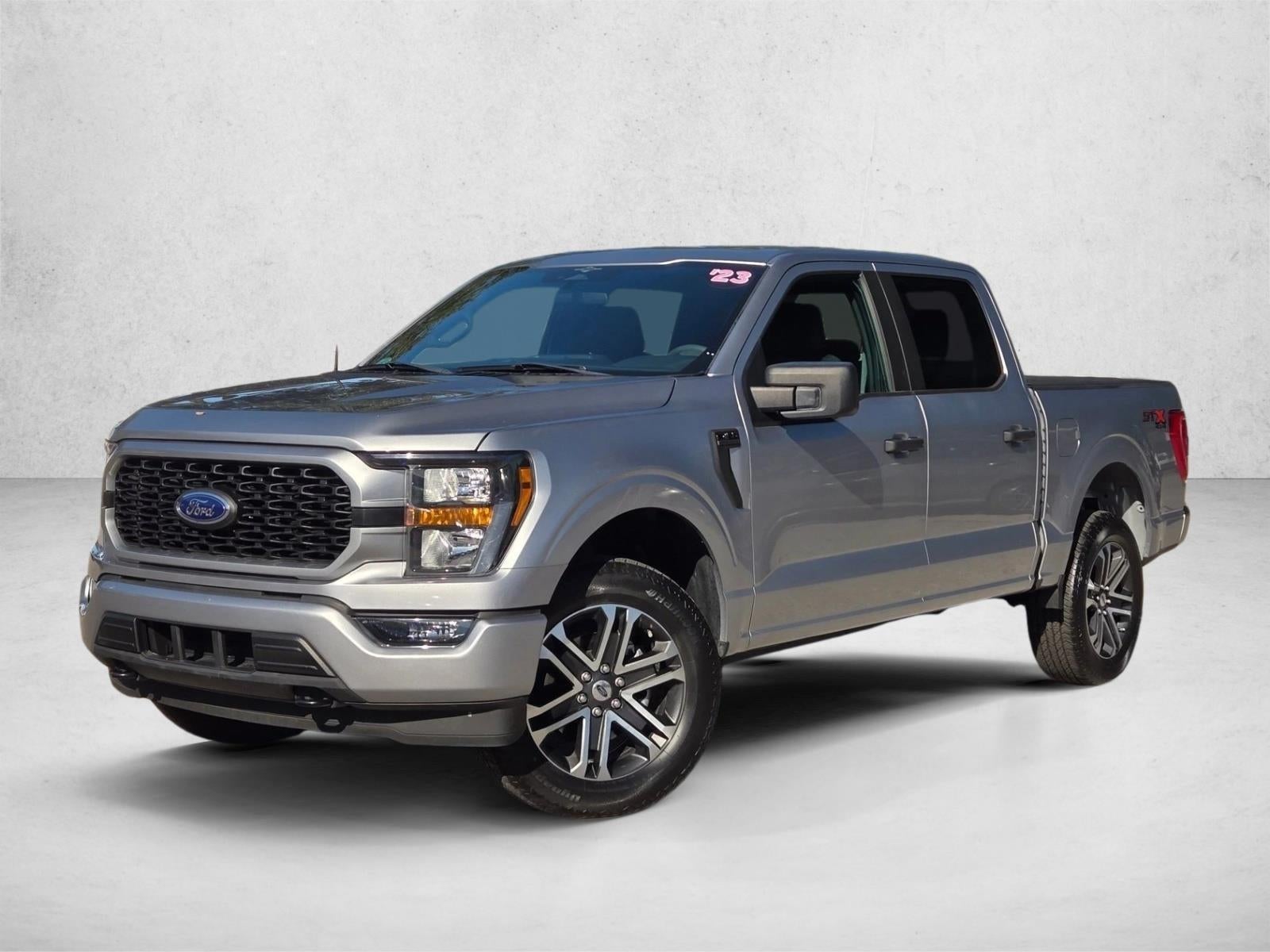 2023 Ford F-150 XL 4WD SuperCrew 5.5' Box