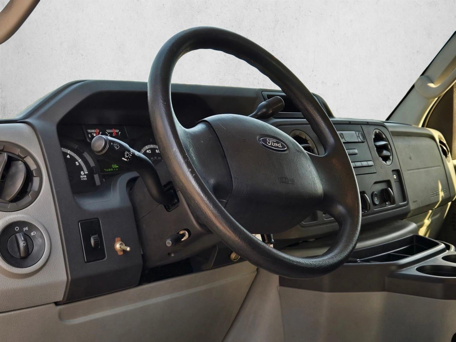 2009 Ford Econoline Cargo Van E-150 Commercial