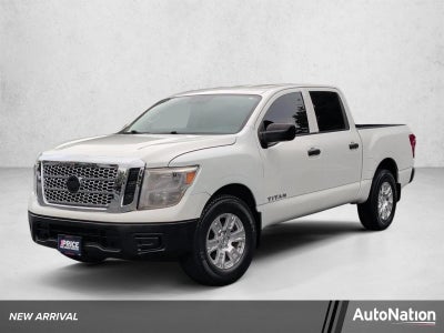 2017 Nissan Titan 4x4 Crew Cab S
