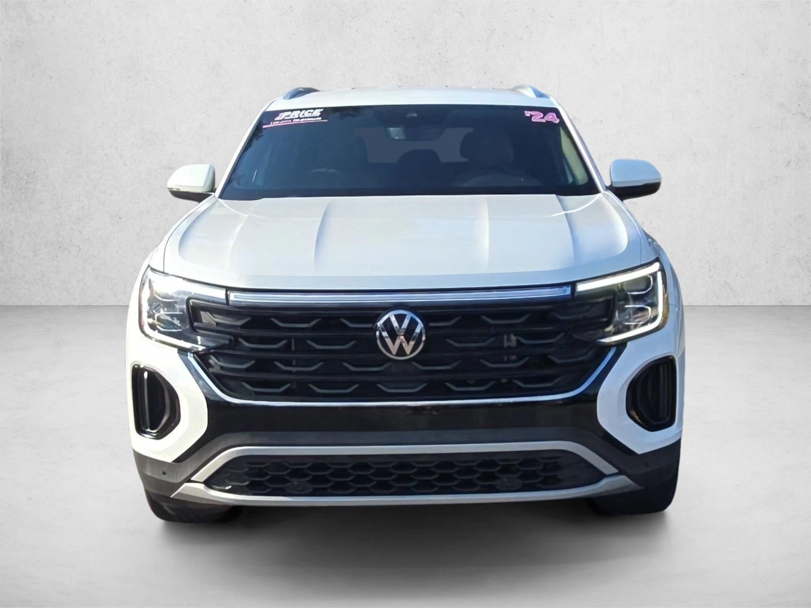 2024 Volkswagen Atlas Cross Sport 2.0T SE w/Technology FWD