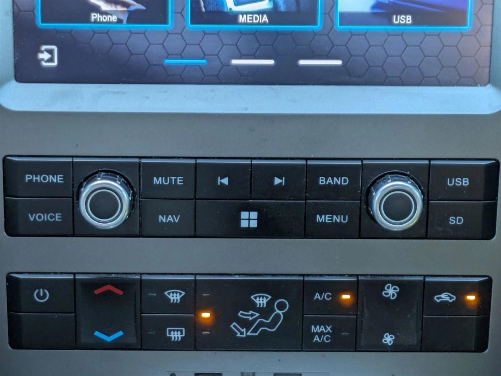 2014 Ford Mustang 2dr Cpe V6