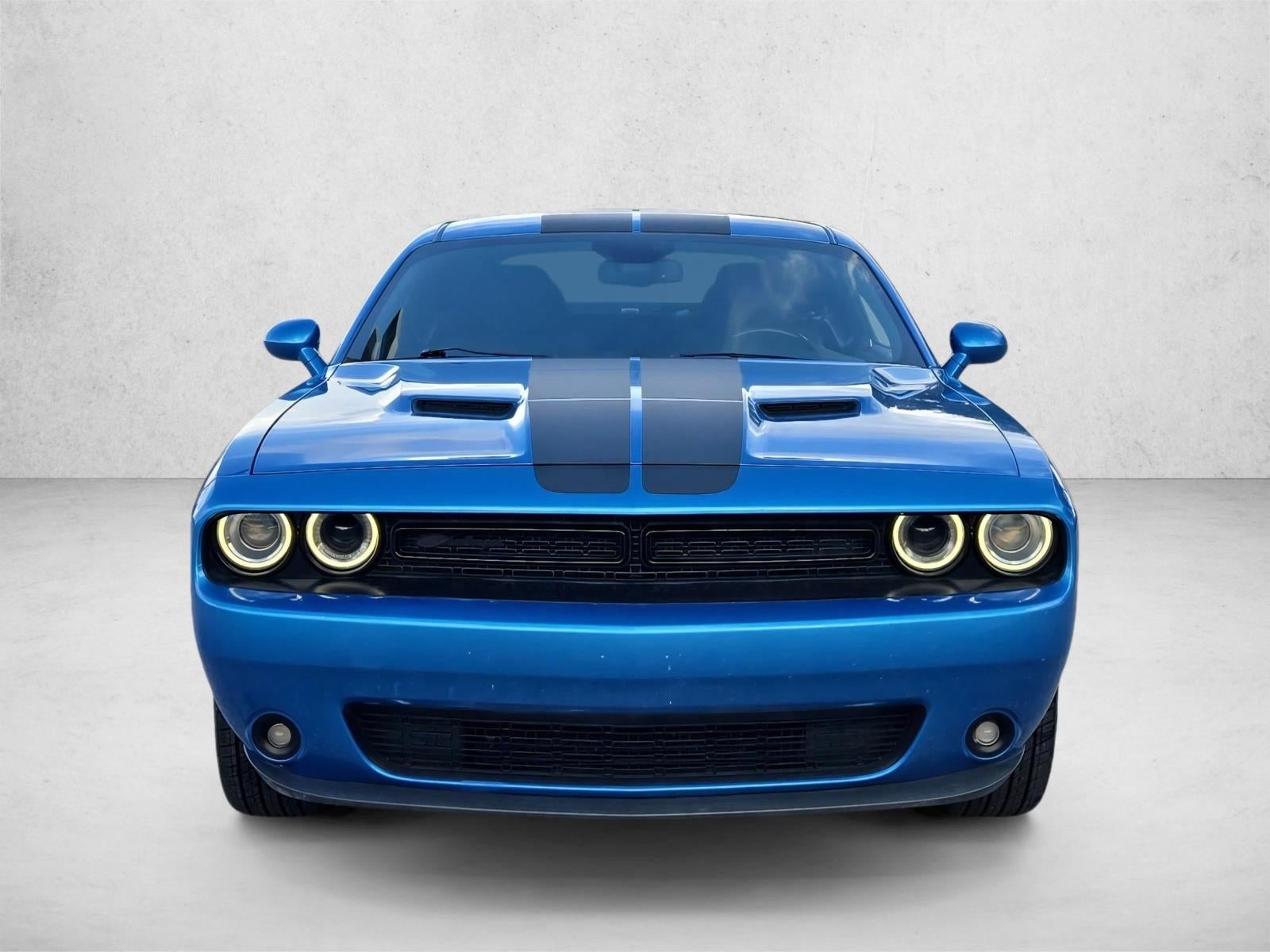 2019 Dodge Challenger SXT RWD
