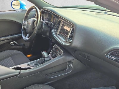 2019 Dodge Challenger SXT RWD