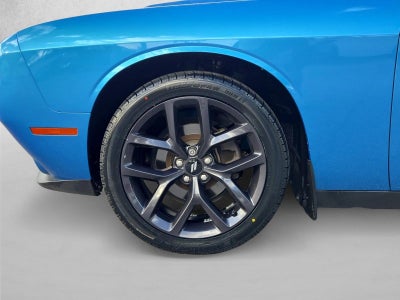 2019 Dodge Challenger SXT RWD
