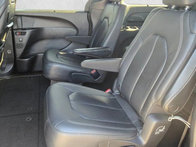 2020 Chrysler Pacifica Touring L Plus FWD