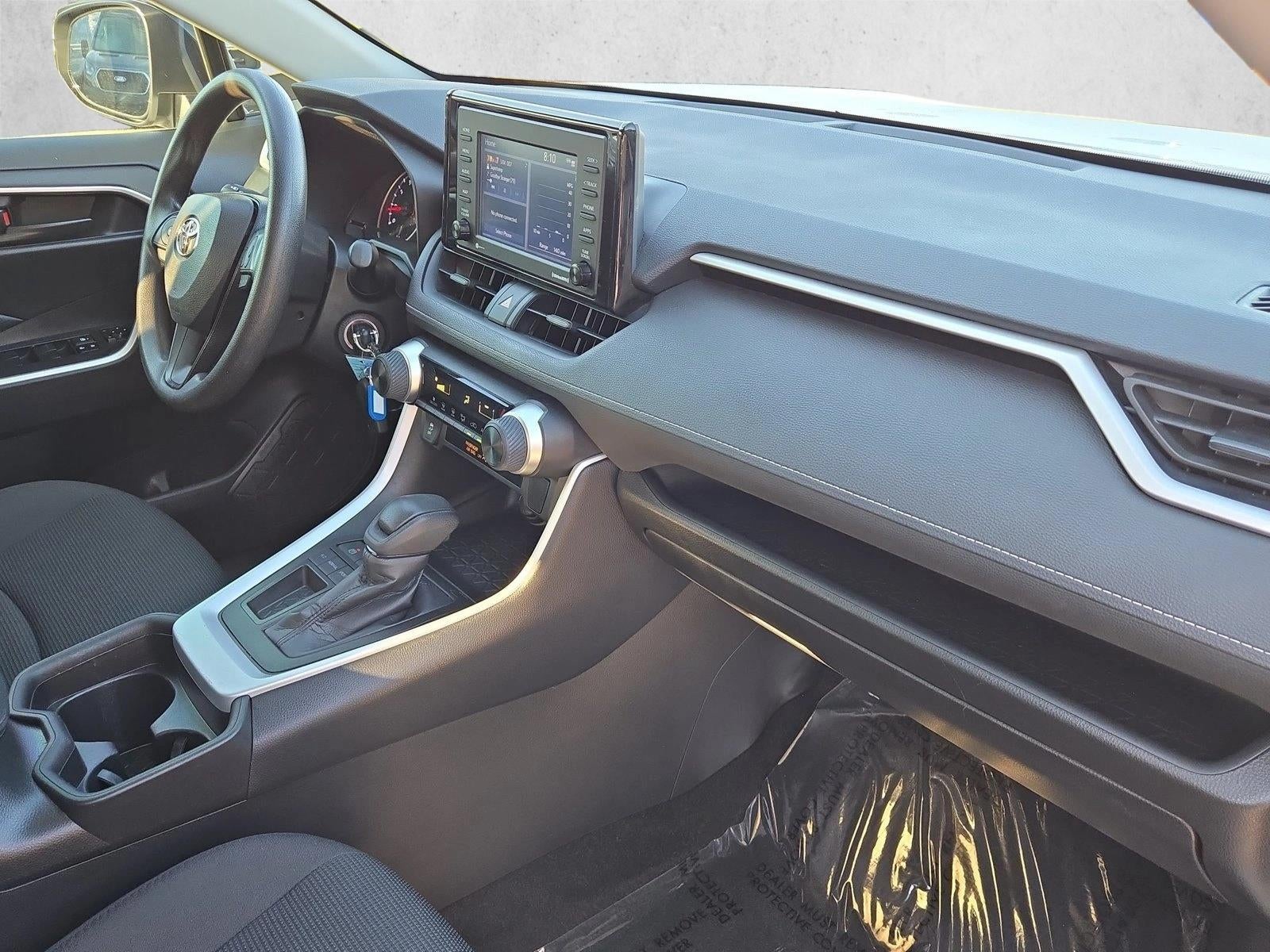 2021 Toyota RAV4 LE FWD (GS)