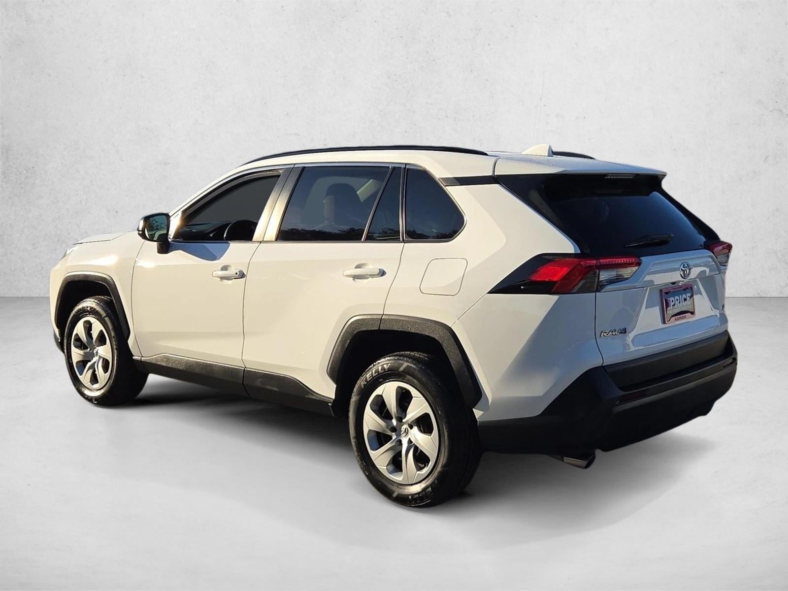 2021 Toyota RAV4 LE FWD (GS)