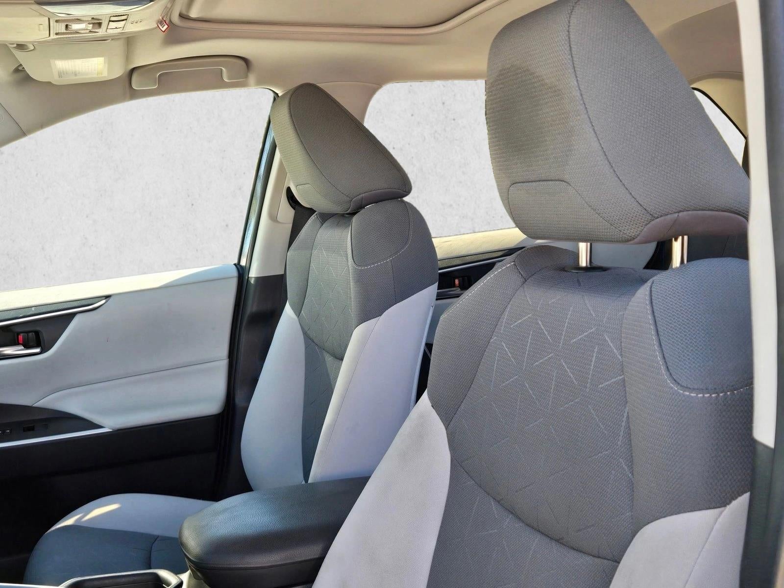 2019 Toyota RAV4 XLE AWD (Natl)