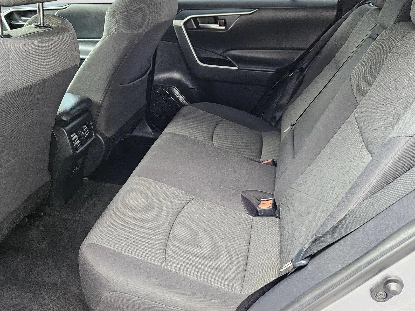 2021 Toyota RAV4 XLE FWD (GS)