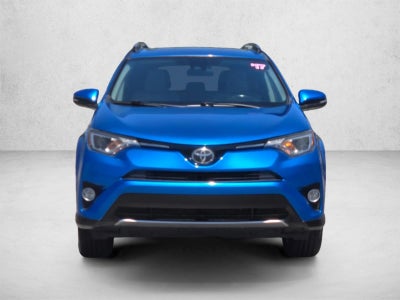 2017 Toyota RAV4 XLE FWD (GS)