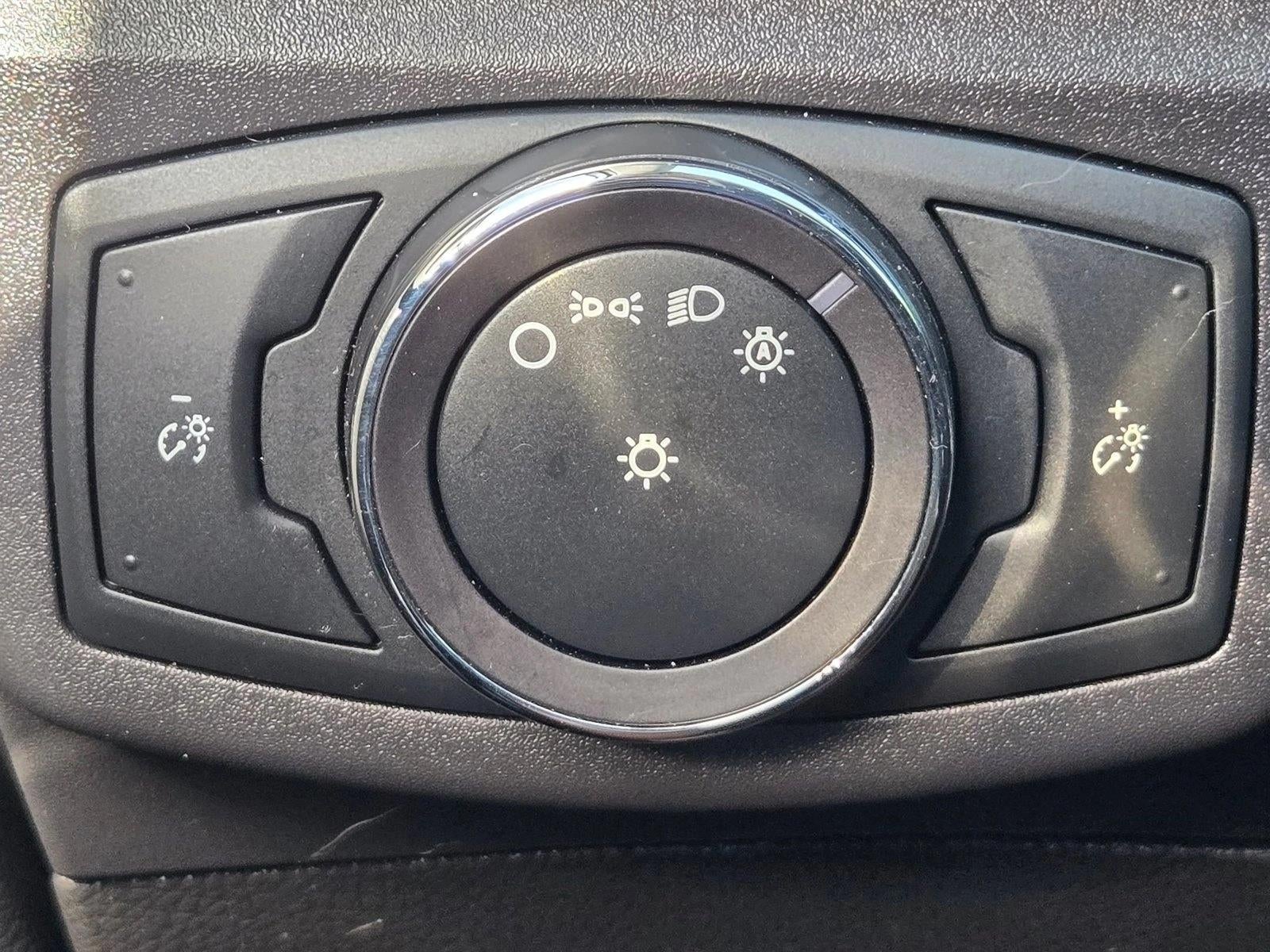 2015 Ford Fusion 4dr Sdn SE FWD