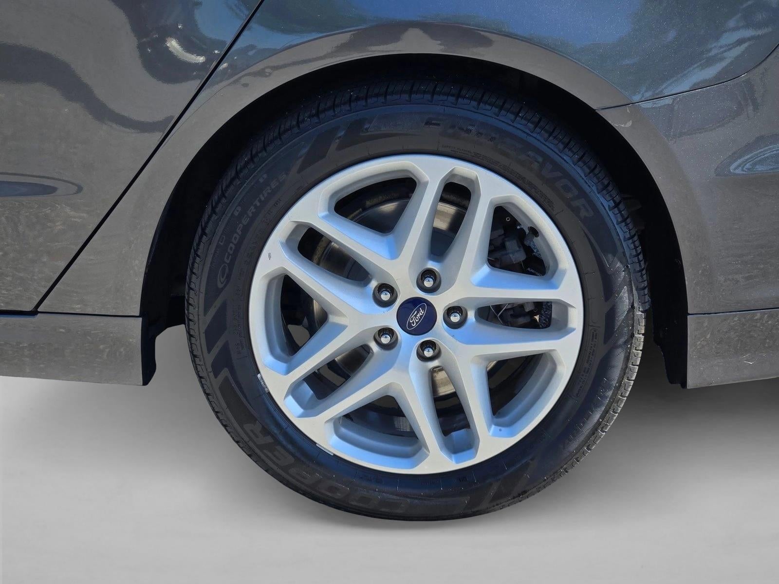 2015 Ford Fusion 4dr Sdn SE FWD