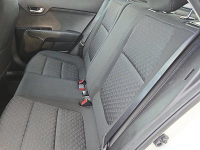 2023 Kia Rio 5-Door S IVT