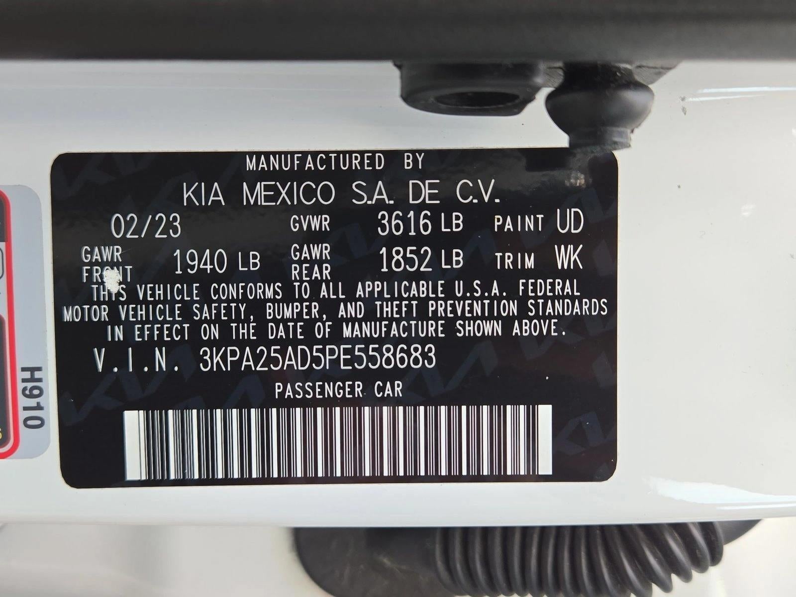 2023 Kia Rio 5-Door S IVT