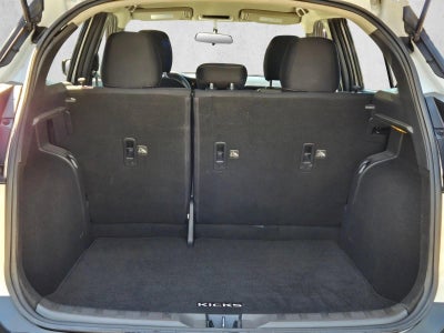 2018 Nissan Kicks SV FWD