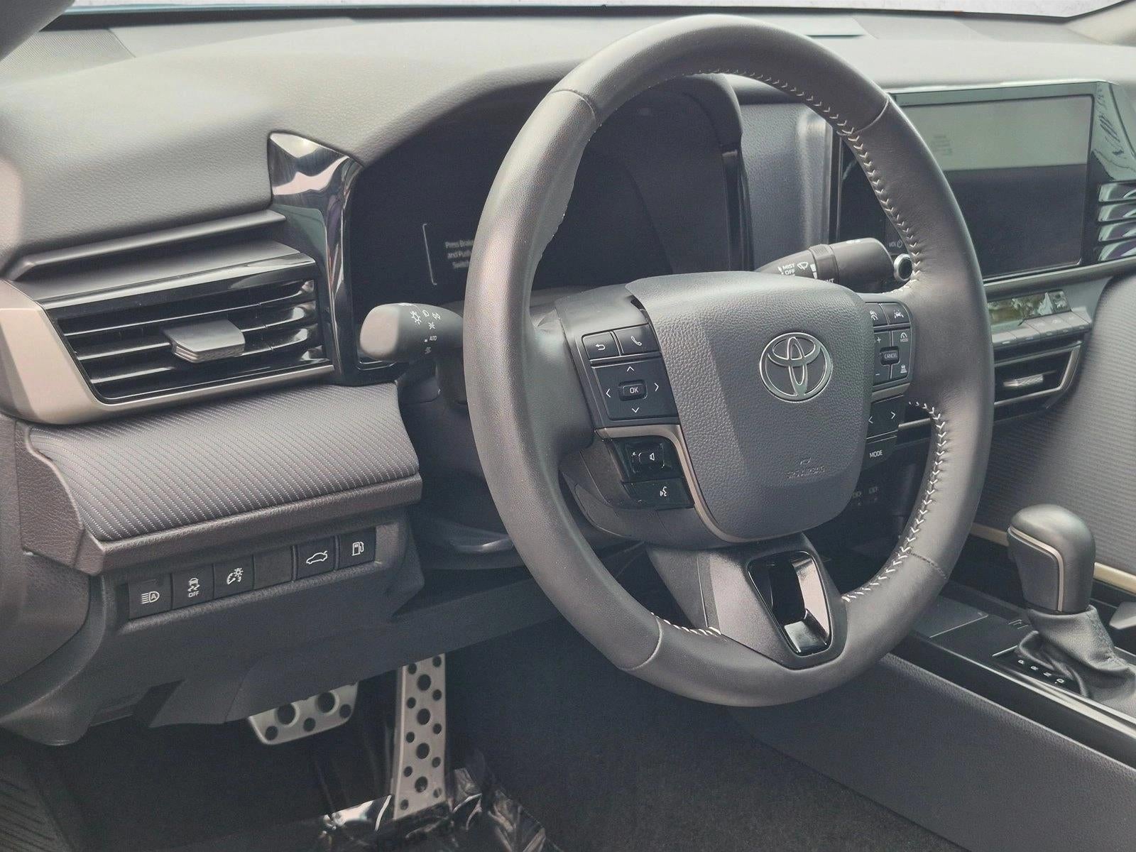 2026 Toyota Camry SE (SE)