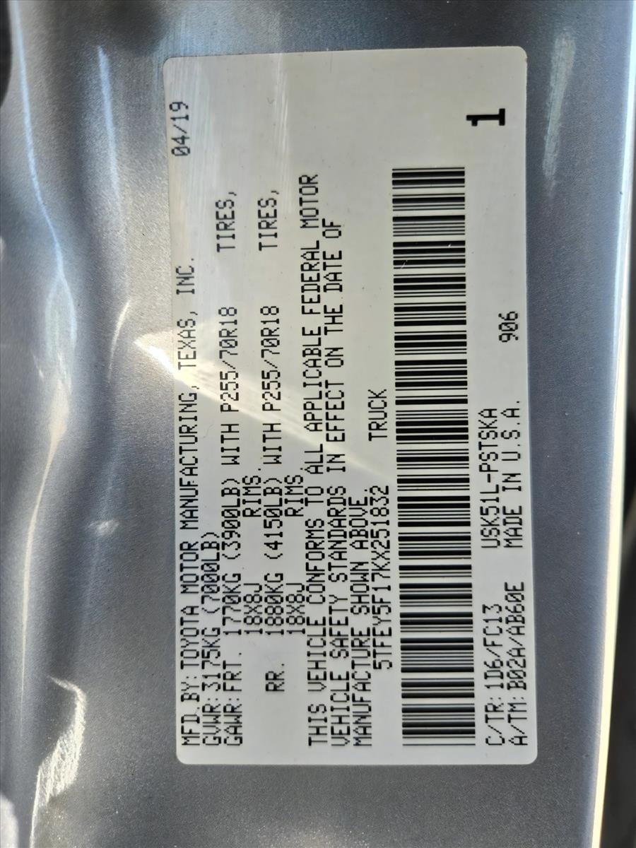 2019 Toyota Tundra 2WD 2WD SR5 CrewMax 5.5' Bed 5.7L (SE)