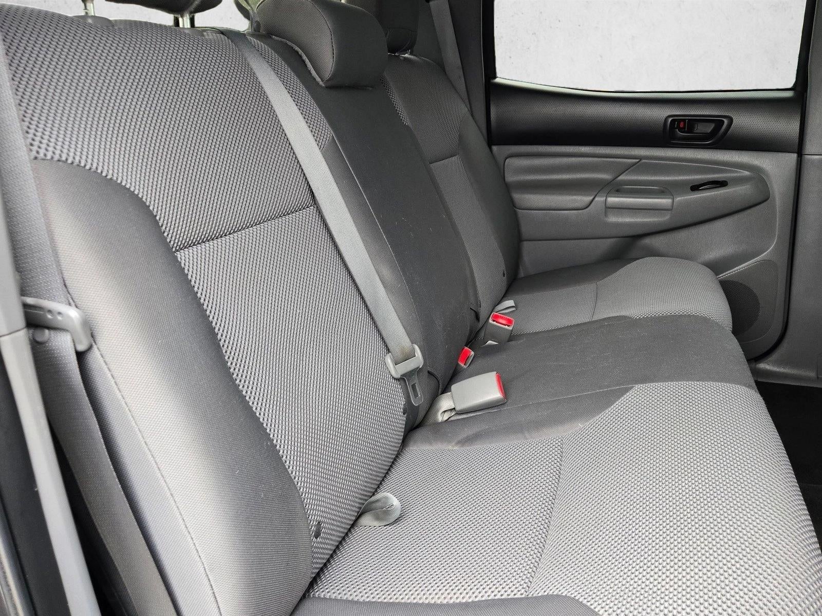 2015 Toyota Tacoma 4WD Double Cab Short Bed V6 Automatic (Natl)